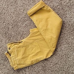 Gap girlfriend chinos - mustard